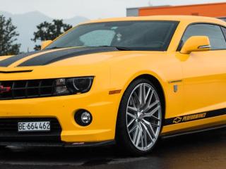 Toyota Camry XLE Hybrid 2024